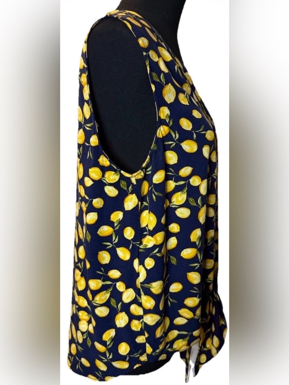Sara Michelle Women's Blue & Yellow Sleeveless Button Blouse, Size Large - Picture 8 of 11